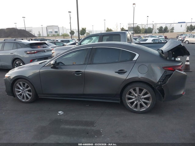 3MZBPADL7KM112564 Mazda Mazda3 Preferred Package