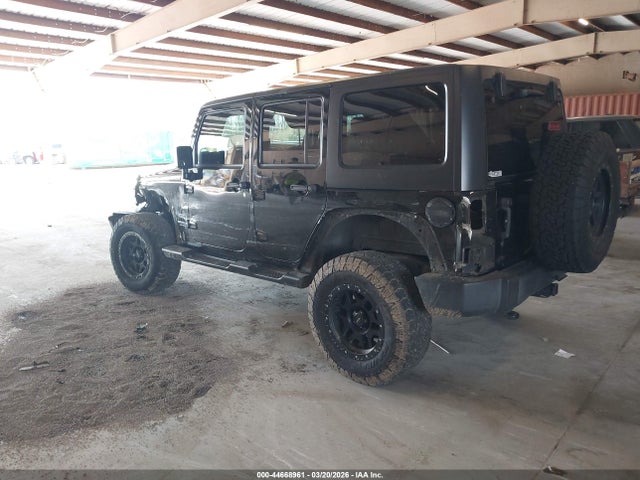 2017 JEEP WRANGLER UNLIMITED 1C4BJWDG2HL600478 Photo 2