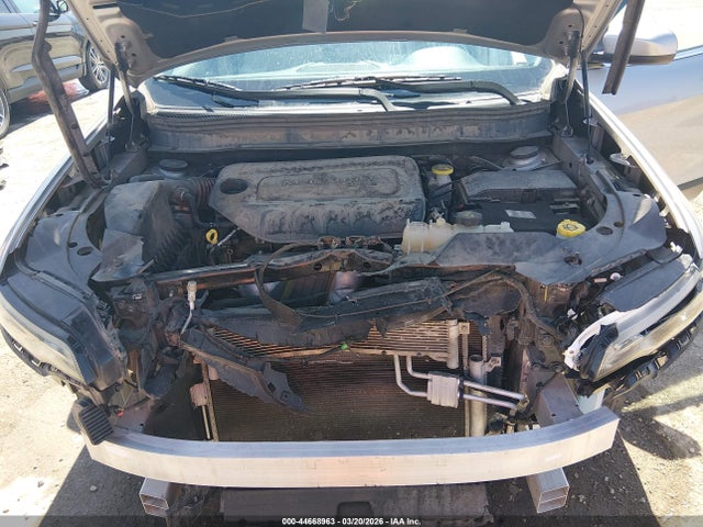 1C4PJLCBXKD248665 Jeep Cherokee Latitude Fwd