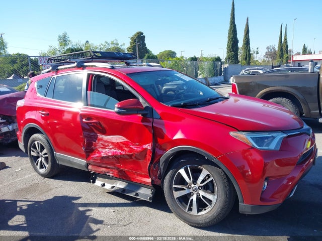 2T3WFREV1GW281541 Toyota Rav4 Xle