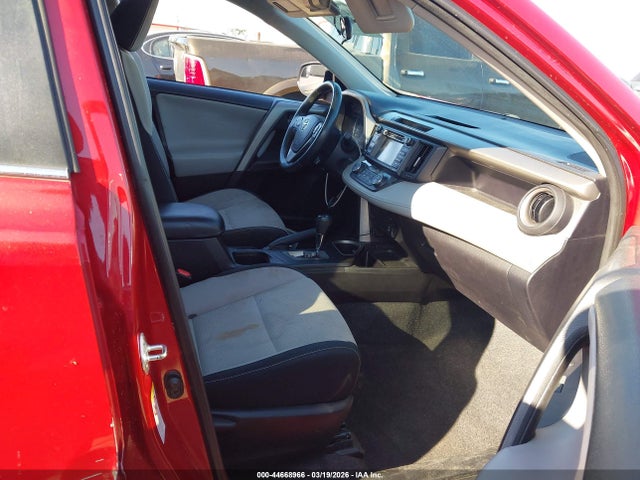 2T3WFREV1GW281541 Toyota Rav4 Xle