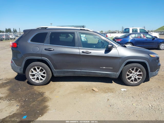 Jeep Cherokee Latitude 2016 1C4PJLCB7GW280775 Image 13