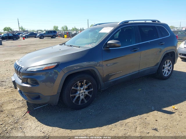 Jeep Cherokee Latitude 2016 1C4PJLCB7GW280775 Image 2