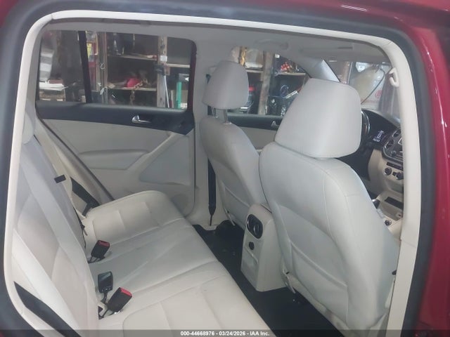 Aukcja sprzedaży 2016 Volkswagen Tiguan S, vin: WVGBV7AXXGW055069, numer aukcji: 44668976