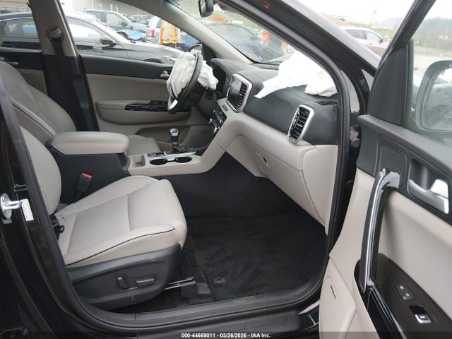 Продаж на аукціоні авто 2020 Kia Sportage Ex, vin: KNDPNCAC7L7792153, номер лоту: 44669011