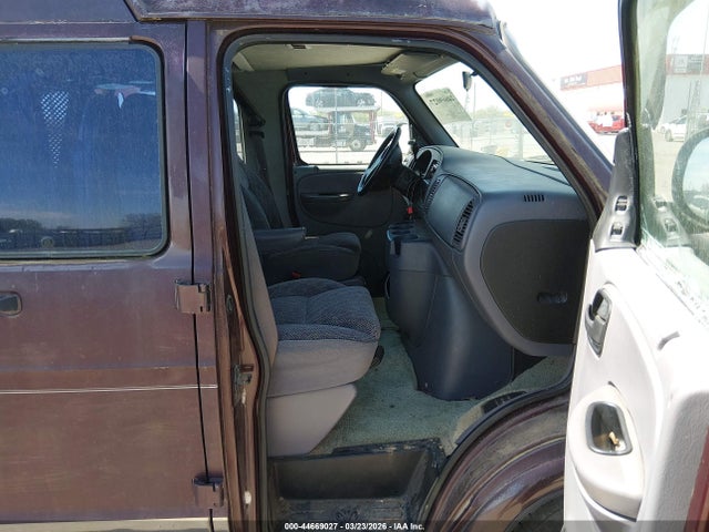 Продажа на аукционе авто 2000 Dodge Ram Van 1500 Conversion, vin: 2B6HB11ZXYK140801, номер лота: 44669027