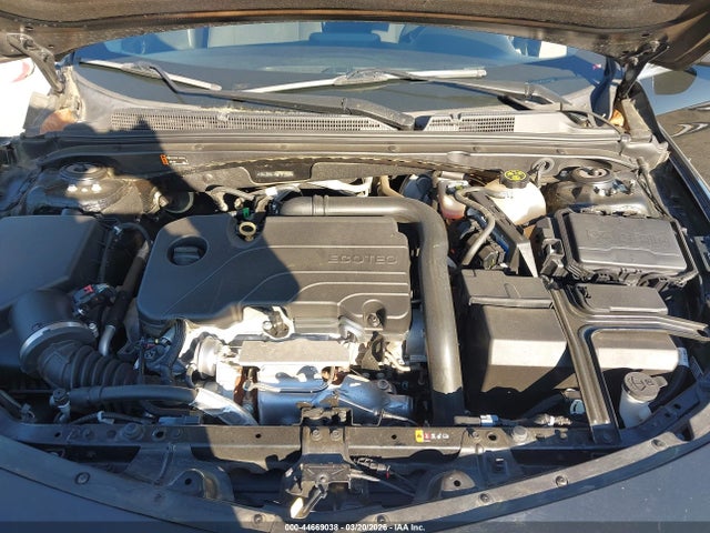 1G1ZD5ST9MF011994 Chevrolet Malibu Fwd Lt