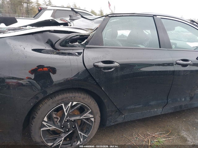 KNAG64J77S5373586 KIA K5 Gt-line