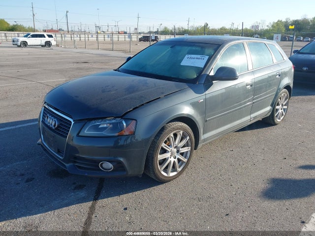 Продажа на аукционе авто 2010 Audi A3 2.0t Premium, vin: WAUKEAFM0AA169955, номер лота: 44669055