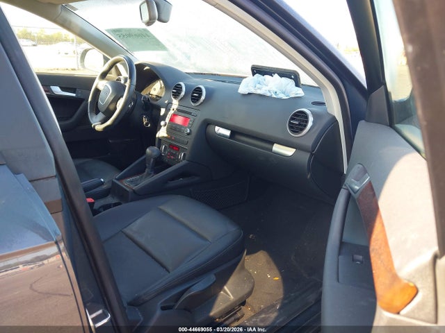 Продажа на аукционе авто 2010 Audi A3 2.0t Premium, vin: WAUKEAFM0AA169955, номер лота: 44669055
