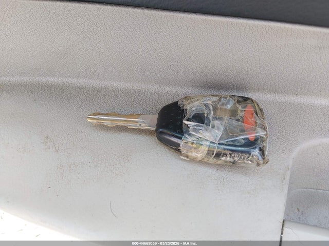 2005 CHRYSLER 300 2C3JA43R55H569937 Photo 10