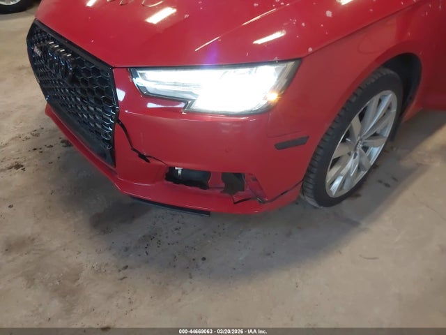 2017 Audi A4 2.0t Premium მანქანა იყიდება აუქციონზე, vin: WAUANAF48HN014696, აუქციონის ნომერი: 44669063