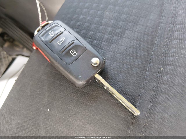 44669078 :رقم المزاد ، 3VW267AJ7GM217718 vin ، 2016 Volkswagen Jetta 1.4t S مزاد بيع