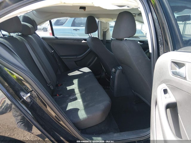 44669078 :رقم المزاد ، 3VW267AJ7GM217718 vin ، 2016 Volkswagen Jetta 1.4t S مزاد بيع