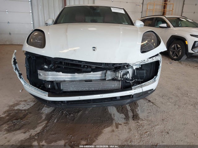 Porsche Macan T 2023 WP1AA2A5XPLB05160 Image 6