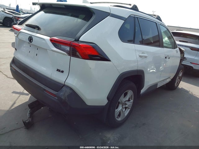 Toyota Rav4 Xle 2021 2T3W1RFV6MC157453 Image 4
