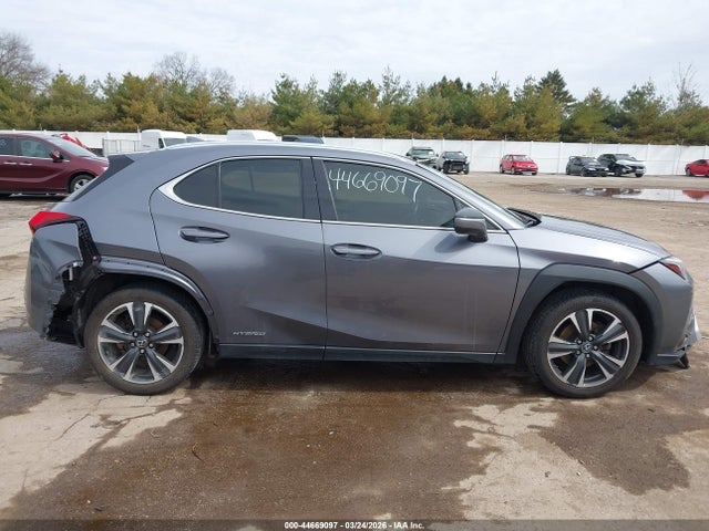 44669097 :رقم المزاد ، JTHU9JBH4K2004915 vin ، 2019 Lexus Ux 250h مزاد بيع