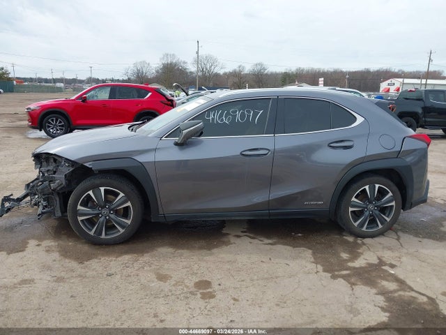 44669097 :رقم المزاد ، JTHU9JBH4K2004915 vin ، 2019 Lexus Ux 250h مزاد بيع