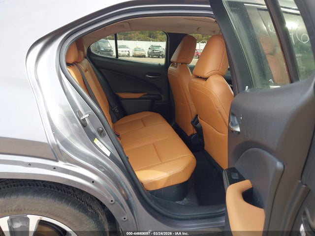 44669097 :رقم المزاد ، JTHU9JBH4K2004915 vin ، 2019 Lexus Ux 250h مزاد بيع