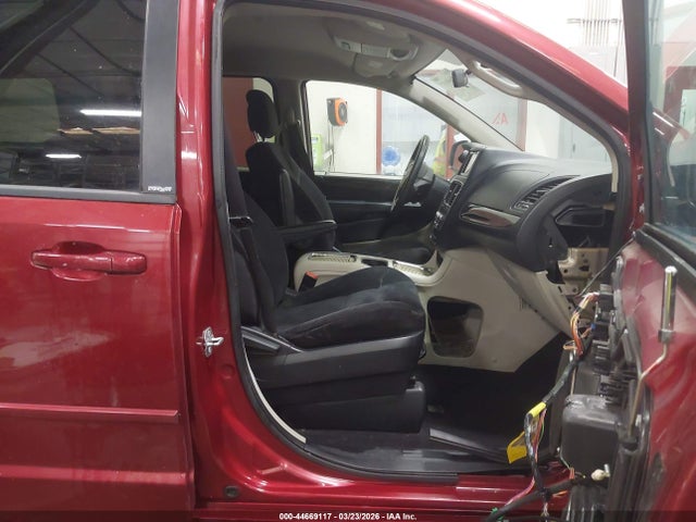 2C4RDGCG3ER273816 Dodge Grand Caravan Sxt