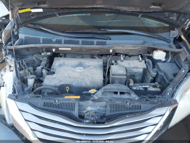 Aukcja sprzedaży 2011 Toyota Sienna Xle, vin: 5TDDK3DC1BS024387, numer aukcji: 44669125