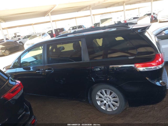 Aukcja sprzedaży 2011 Toyota Sienna Xle, vin: 5TDDK3DC1BS024387, numer aukcji: 44669125