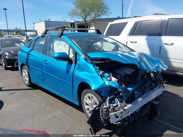 JTDKAMFP8M3168880 Toyota Prius Prime Xle
