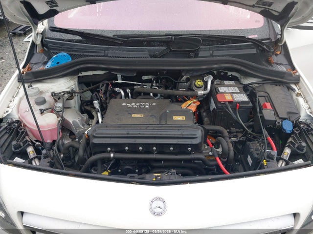 2016 Mercedes-benz B 250e მანქანა იყიდება აუქციონზე, vin: WDDVP9AB2GJ009797, აუქციონის ნომერი: 44669135