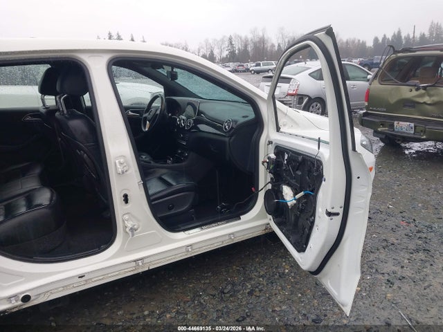 2016 Mercedes-benz B 250e მანქანა იყიდება აუქციონზე, vin: WDDVP9AB2GJ009797, აუქციონის ნომერი: 44669135