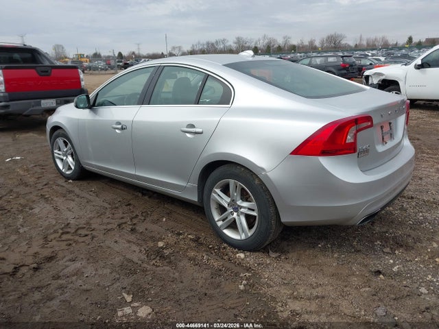 2014 VOLVO S60 YV1612FH7E2276584 Photo 2