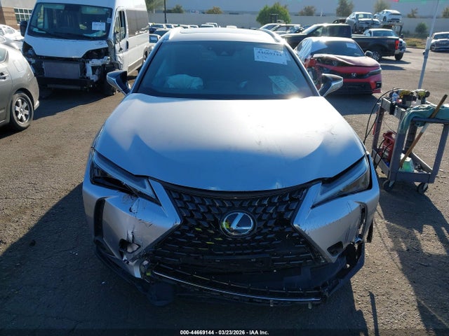 JTHX6JBH5P2144386 Lexus UX 250H