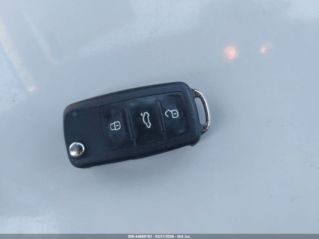 44669162 :رقم المزاد ، WVGAV7AX9GW617183 vin ، 2016 Volkswagen Tiguan S مزاد بيع