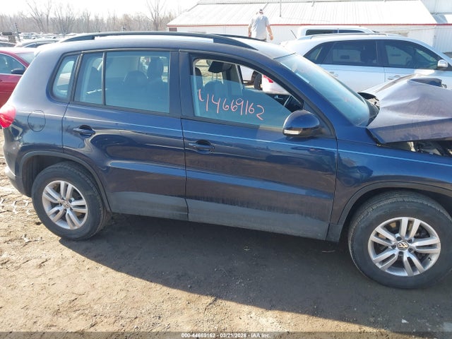 44669162 :رقم المزاد ، WVGAV7AX9GW617183 vin ، 2016 Volkswagen Tiguan S مزاد بيع