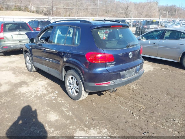44669162 :رقم المزاد ، WVGAV7AX9GW617183 vin ، 2016 Volkswagen Tiguan S مزاد بيع
