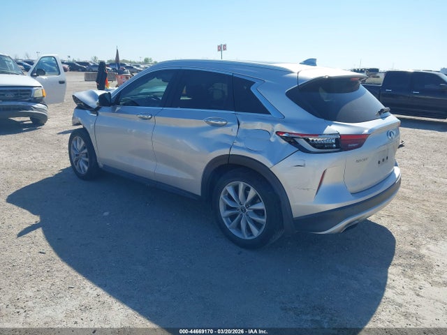 2019 INFINITI QX50 3PCAJ5M11KF100288 Photo 2