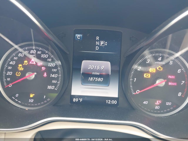 Продажа на аукционе авто 2015 Mercedes-benz C 300 4matic, vin: 55SWF4KB3FU019486, номер лота: 44669179