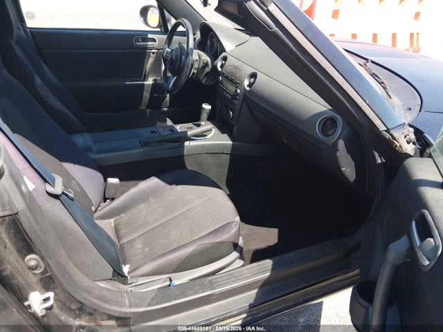 2006 Mazda Mx-5 Sport მანქანა იყიდება აუქციონზე, vin: JM1NC25F160117049, აუქციონის ნომერი: 44669181