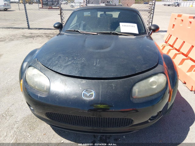 2006 Mazda Mx-5 Sport მანქანა იყიდება აუქციონზე, vin: JM1NC25F160117049, აუქციონის ნომერი: 44669181