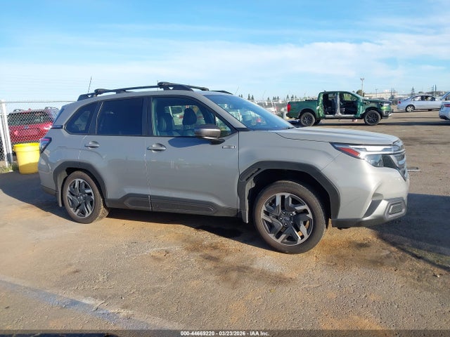 JF2SLSRD1SH427355 Subaru Forester Limited Hybrid