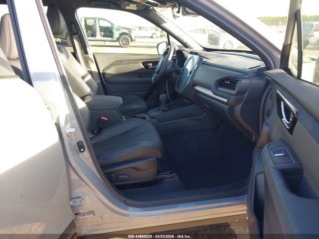 JF2SLSRD1SH427355 Subaru Forester Limited Hybrid