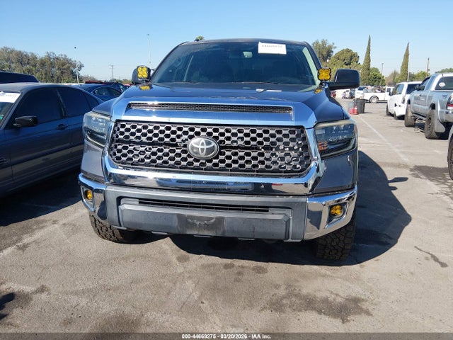 5TFDY5F19KX851585 Toyota Tundra Sr5 5.7l V8