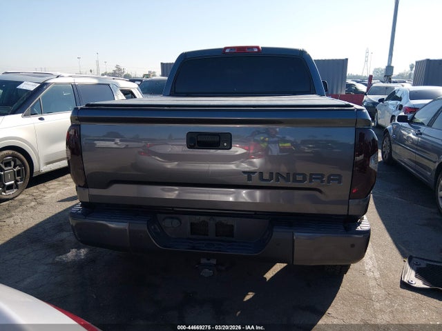5TFDY5F19KX851585 Toyota Tundra Sr5 5.7l V8
