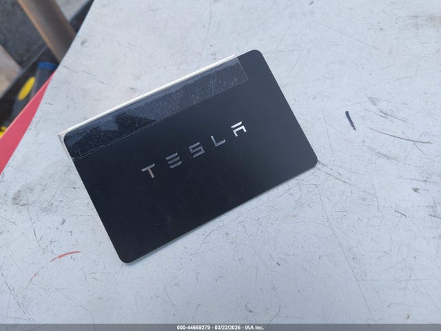 44669279 :رقم المزاد ، 7SAYGAEEXRF201172 vin ، 2024 Tesla Model Y Long Range Dual Motor All-wheel Drive مزاد بيع