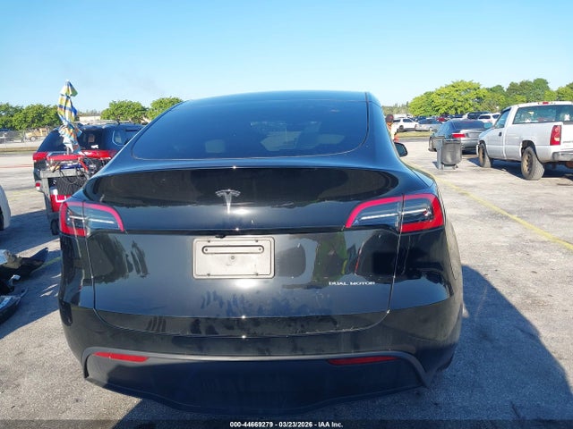 44669279 :رقم المزاد ، 7SAYGAEEXRF201172 vin ، 2024 Tesla Model Y Long Range Dual Motor All-wheel Drive مزاد بيع