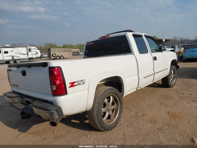 2006 CHEVROLET SILVERADO 1500 1GCEK19B56Z157408 Photo 3