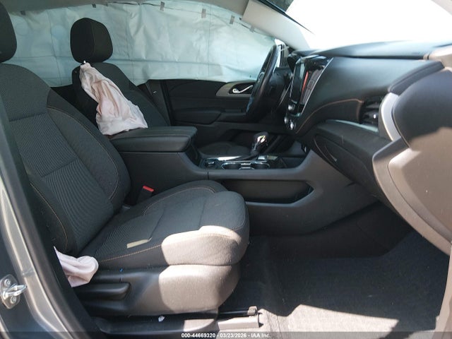 1GNERGKW2MJ195886 Chevrolet Traverse Fwd Lt Cloth