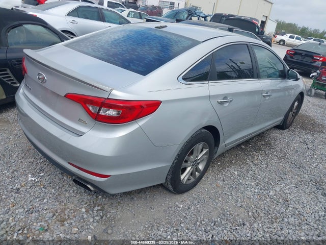 Hyundai SONATA ECO 2015 5NPE24AA7FH140637 Image 4