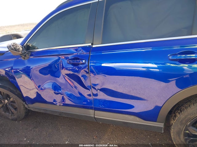 Продажа на аукционе авто 2023 Honda Cr-v Hybrid Sport Touring, vin: 7FARS6H97PE022150, номер лота: 44669342