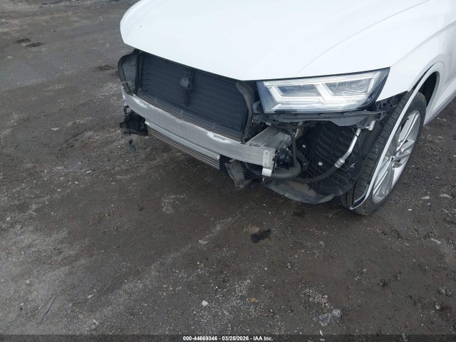 2018 Audi Q5 2.0t Premium/2.0t Tech Premium მანქანა იყიდება აუქციონზე, vin: WA1BNAFY6J2007273, აუქციონის ნომერი: 44669346