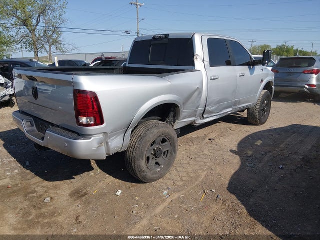 3C6UR5FL5HG781537 RAM 2500 Laramie 4x4 6&#039;4 Box